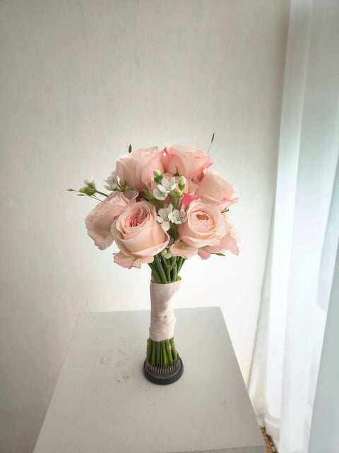 Dawn Soa – Korean Style Round Posy Bridal Bouquet